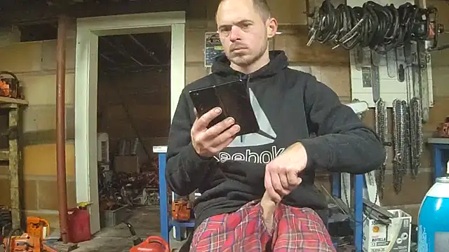 Bigoleslong98765 online show from December 20, 7:39 pm