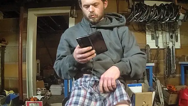 Bigoleslong98765 online show from March 10, 6:50 am