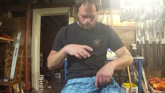 Bigoleslong98765 online show from April 5, 4:46 pm