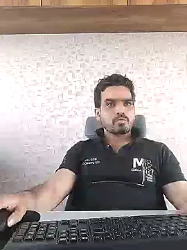 indianguy89 online show from December 15, 6:29 am