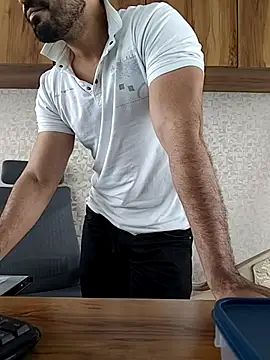 indianguy89 online show from April 19, 6:58 am