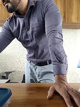 indianguy89 online show from February 16, 10:14 am