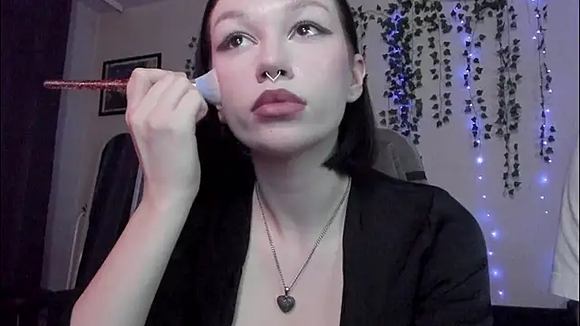 Emmy m00n online show from December 2, 12:46 pm