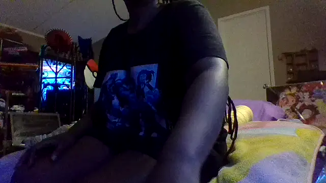 EbonyFetishQueen online show from June 2, 10:54 pm