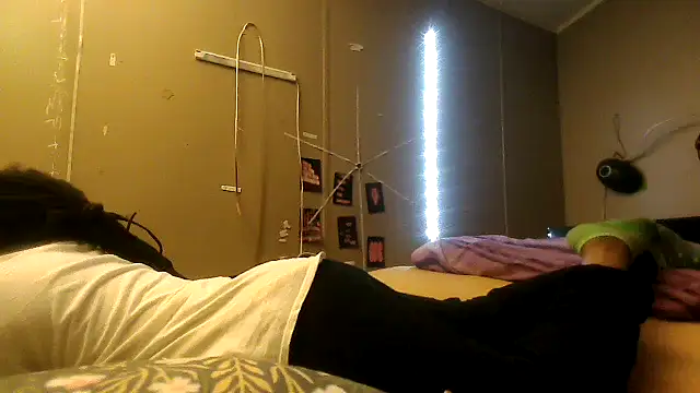 Snapshot of EbonyFetishQueen chatting on September 9, 12:03 pm EbonyFetishQueen online show from September 9, 12:03 pm