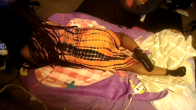 EbonyFetishQueen online show from April 8, 1:23 pm