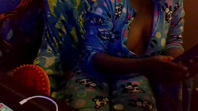 EbonyFetishQueen online show from January 14, 4:38 am