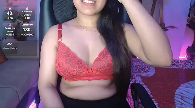 Snapshot of Most-Beautiful-Queen chatting on March 18, 7:22 pm Most-Beautiful-Queen online show from March 18, 7:22 pm