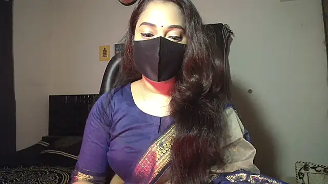 Most-Beautiful-Queen online show from April 22, 7:42 pm