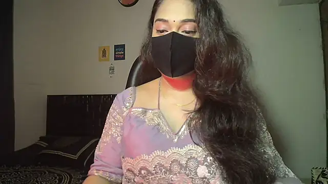 Most-Beautiful-Queen online show from April 21, 8:04 pm