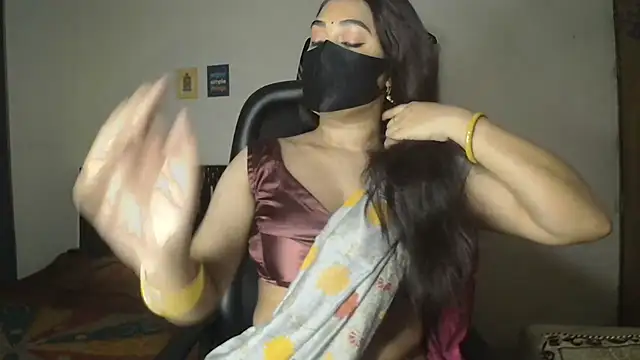 Most-Beautiful-Queen online show from March 11, 7:41 pm