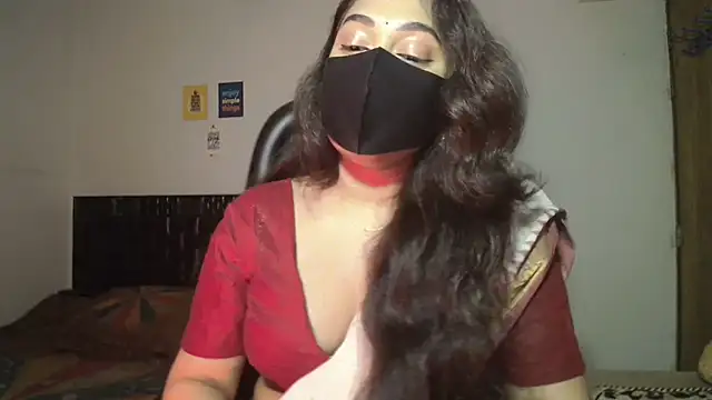 Most-Beautiful-Queen online show from March 28, 7:26 pm