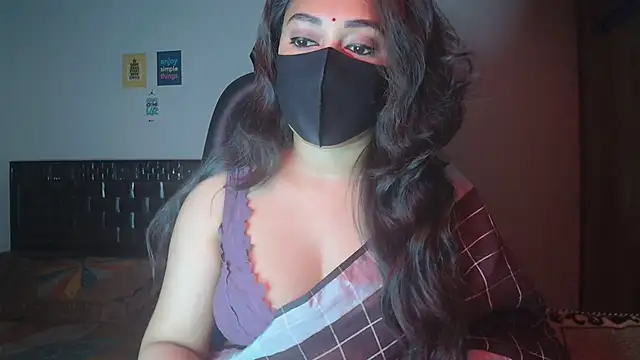 Most-Beautiful-Queen online show from December 1, 7:15 pm