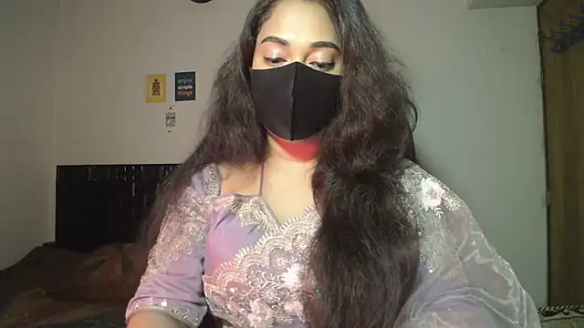 Most-Beautiful-Queen online show from March 23, 8:19 pm