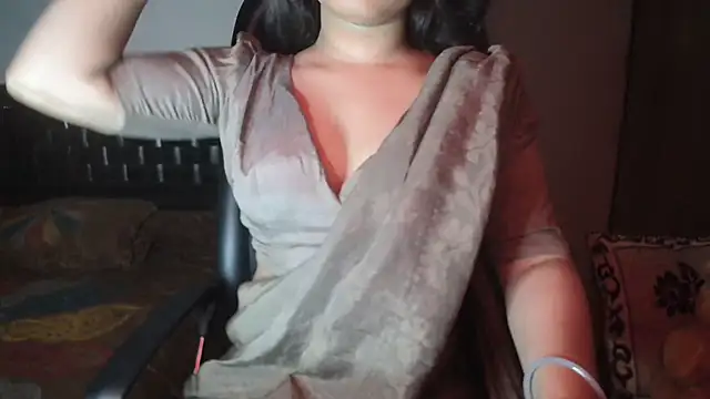 Most-Beautiful-Queen online show from November 2, 6:57 pm