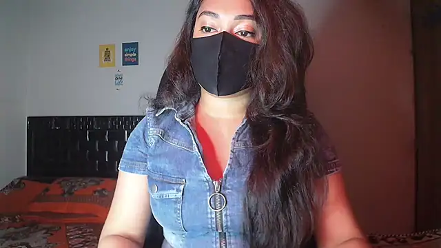 Most-Beautiful-Queen online show from January 10, 7:20 pm