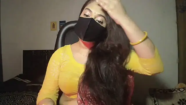 Most-Beautiful-Queen online show from May 9, 8:01 pm