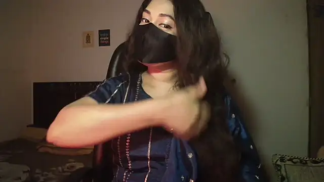 Most-Beautiful-Queen online show from March 1, 7:36 pm