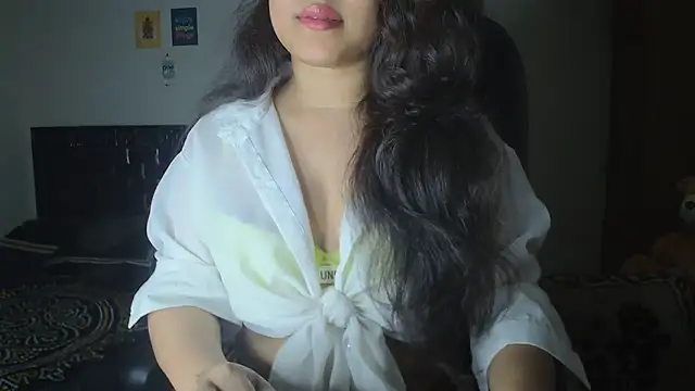 Most-Beautiful-Queen online show from May 12, 7:42 pm