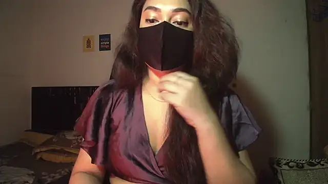 Most-Beautiful-Queen online show from February 25, 7:14 pm