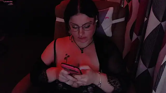 submissiveslut1996 online show from February 25, 9:48 pm