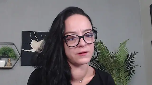 IzabelllNoir online show from February 13, 8:03 am