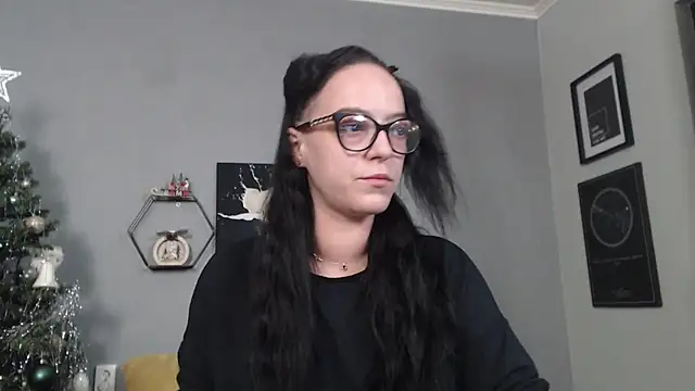 IzabelllNoir online show from December 23, 6:02 am