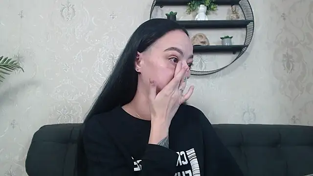 IzabelllNoir online show from November 30, 8:48 am