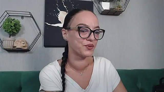 IzabelllNoir online show from September 26, 10:55 am