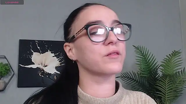 IzabelllNoir online show from March 31, 9:00 am