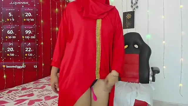 AishaAmin  online show from April 1, 1:41 pm