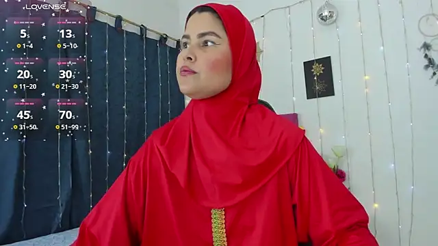 Snapshot of AishaAmin_ chatting on September 18, 12:41 pm AishaAmin online show from September 18, 12:41 pm