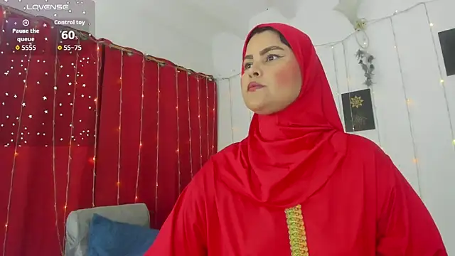 AishaAmin  online show from June 3, 12:06 pm