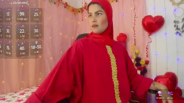 Snapshot of AishaAmin_ chatting on February 14, 12:27 pm AishaAmin online show from February 14, 12:27 pm