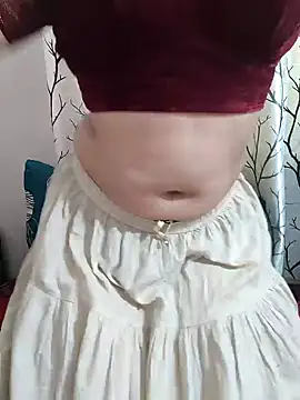 Brown Maxi online show from February 2, 9:40 am