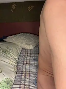 Snapshot of alexyourboy chatting on January 17, 11:41 pm alexyourboy online show from January 17, 11:41 pm