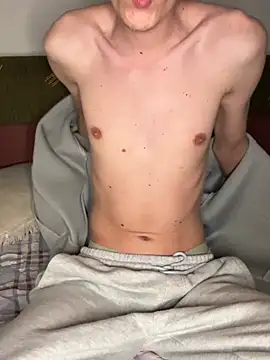 alexyourboy online show from May 2, 9:20 pm