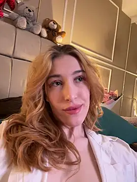 SerenaBennet online show from March 8, 9:51 pm