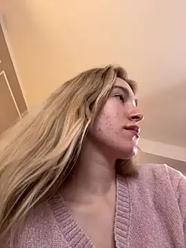 SerenaBennet online show from February 10, 12:37 pm