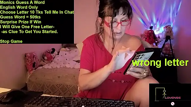 YourDreamLoverr online show from January 11, 12:06 am