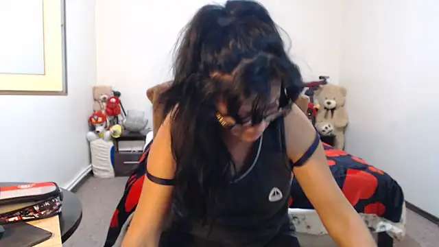 Snapshot of YourDreamLoverr chatting on January 28, 11:50 pm YourDreamLoverr online show from January 28, 11:50 pm