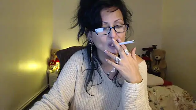 Snapshot of YourDreamLoverr chatting on January 24, 11:45 pm YourDreamLoverr online show from January 24, 11:45 pm