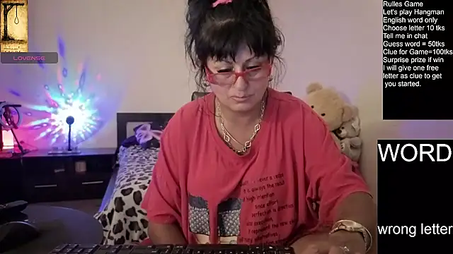 YourDreamLoverr online show from July 25, 11:11 pm