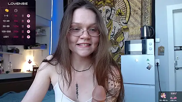 cranberry hot online show from May 21, 8:34 am