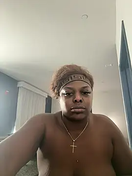 JoWheelsss online show from February 26, 9:59 pm