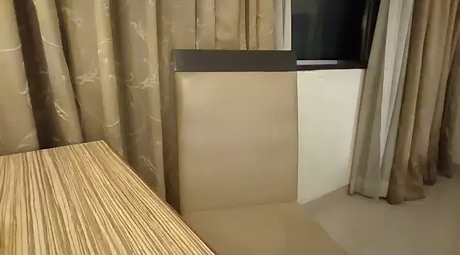 lipsensationqueen online show from March 18, 6:17 pm