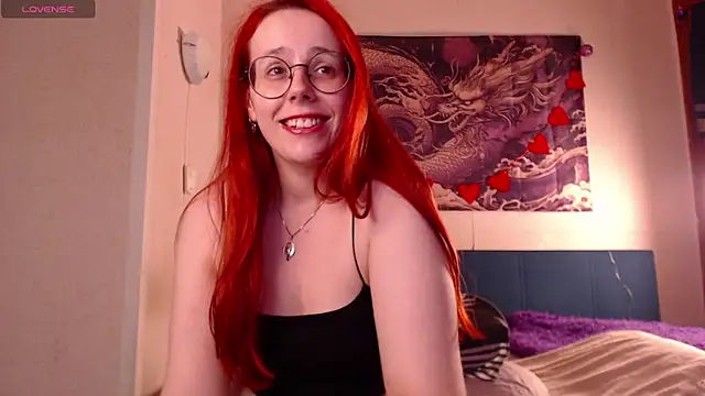Snapshot of VanessaLincum chatting on June 4, 8:41 am VanessaLincum online show from June 4, 8:41 am
