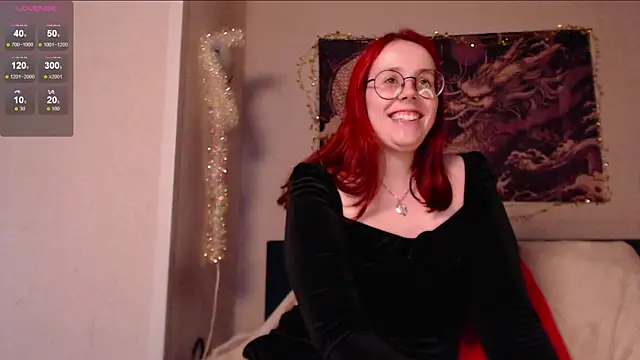 Snapshot of VanessaLincum chatting on March 8, 8:55 am VanessaLincum online show from March 8, 8:55 am