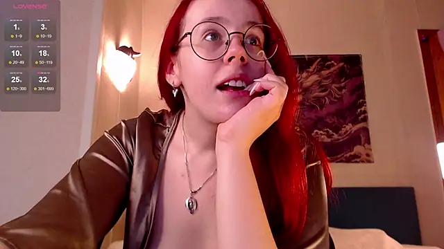 Snapshot of VanessaLincum chatting on September 11, 5:51 am VanessaLincum online show from September 11, 5:51 am