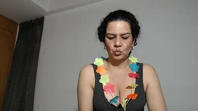 Sharickleon11 online show from October 16, 12:19 am
